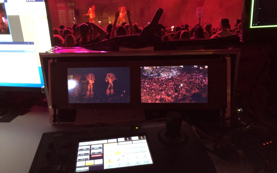 Mairie de Salon de Provence du Son au Balcon Regie video pupitre cameras tourelles