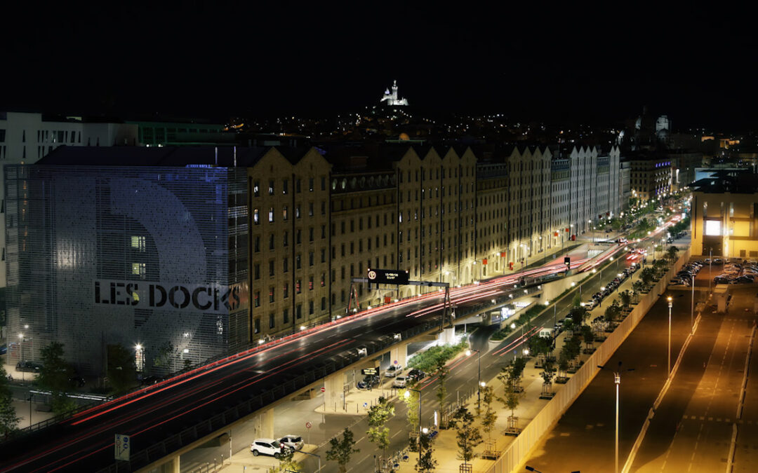 Extrait timelaps Marseille Les Docks Nuit