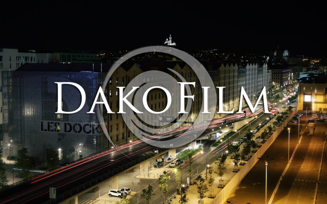 dk-logo-Extrait-timelaps-Marseille-Les-Docks-Nuit
