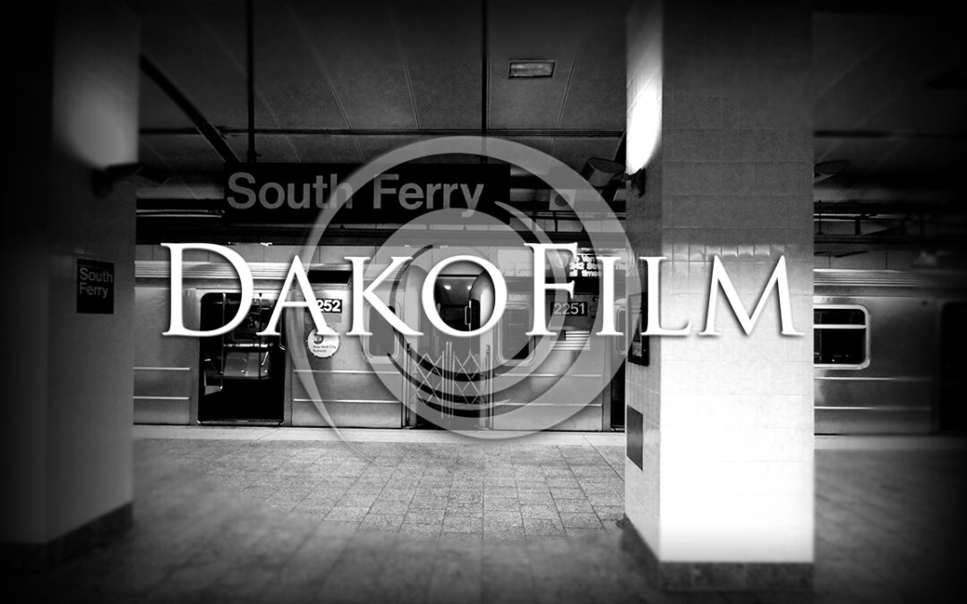 dk-logo-Metro-de-new-York-station-south-ferry-noir-et-blanc